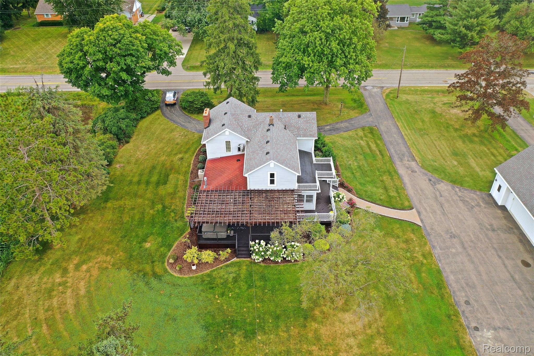 5173 Reid Road Swartz Creek, MI 48473 - Photo 88 of 88 5173-Reid-Rd-83 Outside.jpg