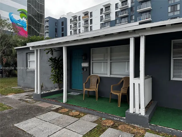 $725,000 | 2034 Taylor Street, Hollywood, FL 33020