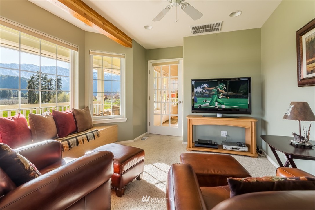 10762 North Road Leavenworth, WA 98826 - Photo 9 of 24 Gallery Image 9