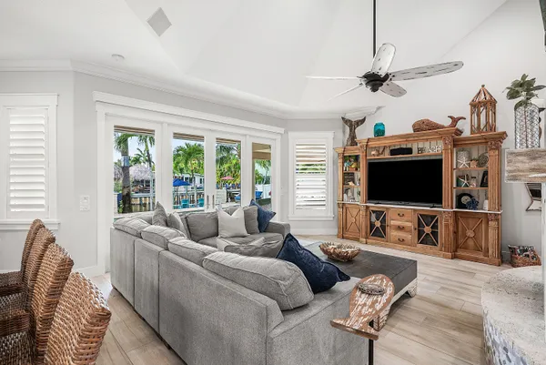 $4,999,000 | 906 Dolphin Drive, Jupiter, FL 33458