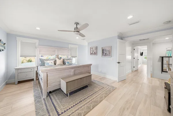 $4,999,000 | 906 Dolphin Drive, Jupiter, FL 33458