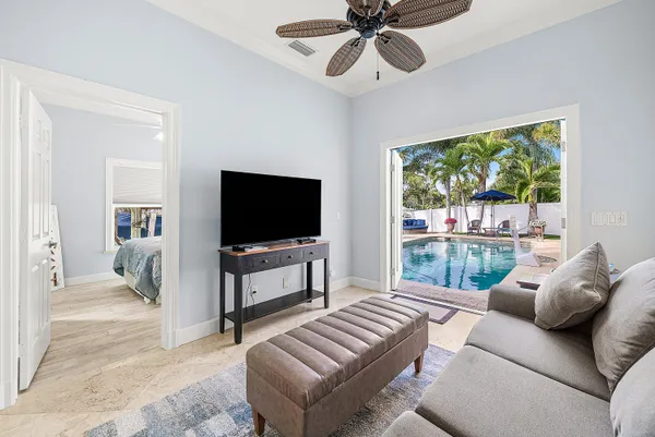 $4,999,000 | 906 Dolphin Drive, Jupiter, FL 33458
