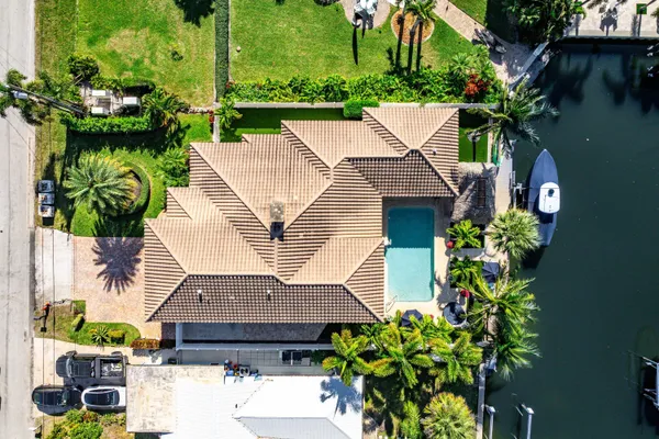 $4,999,000 | 906 Dolphin Drive, Jupiter, FL 33458