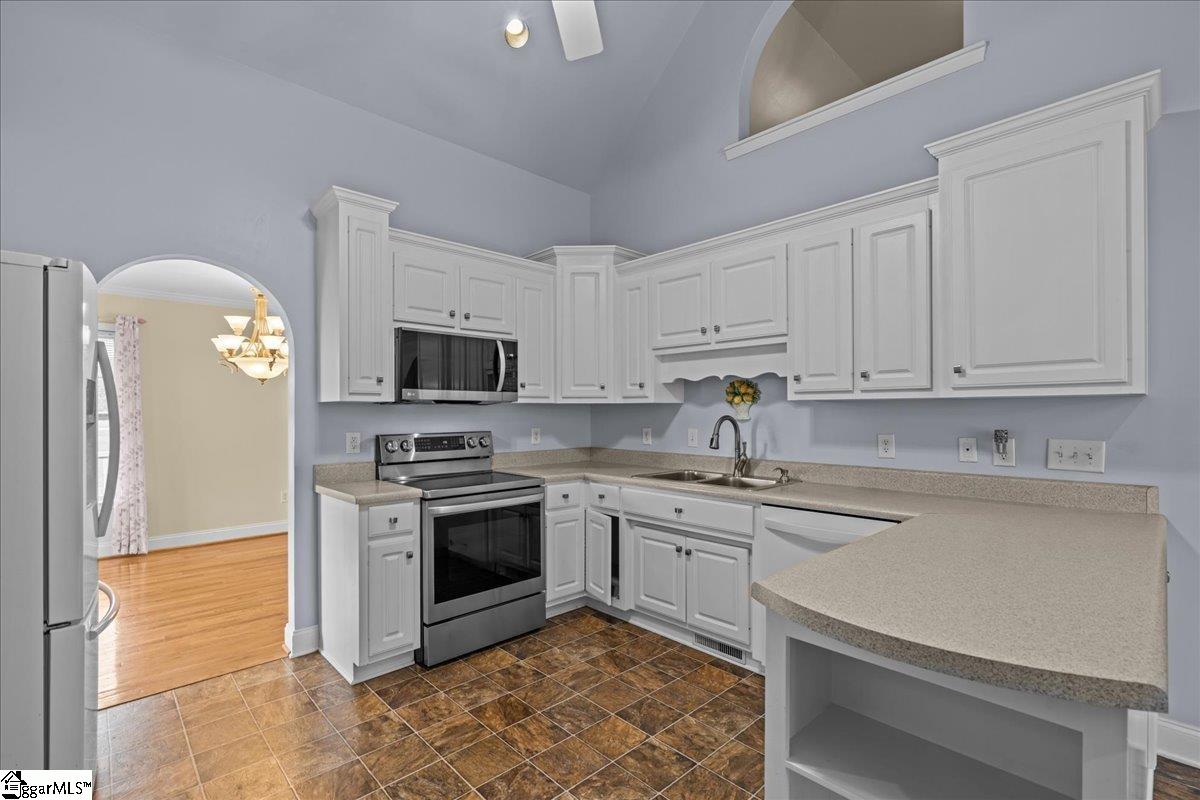 122 Bailey Brown Road Easley, SC 29640 - Photo 17 of 49