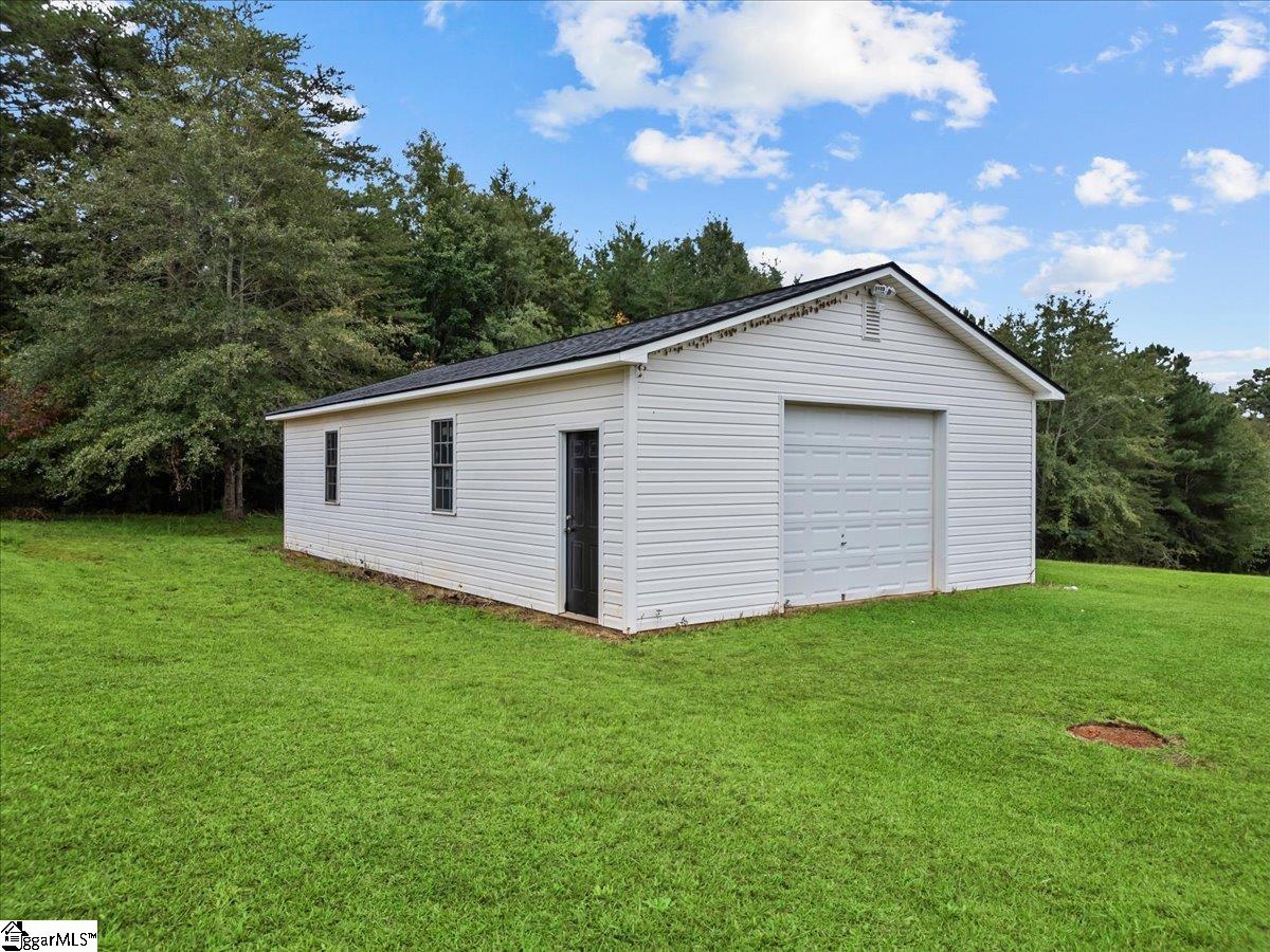 122 Bailey Brown Road Easley, SC 29640 - Photo 37 of 49