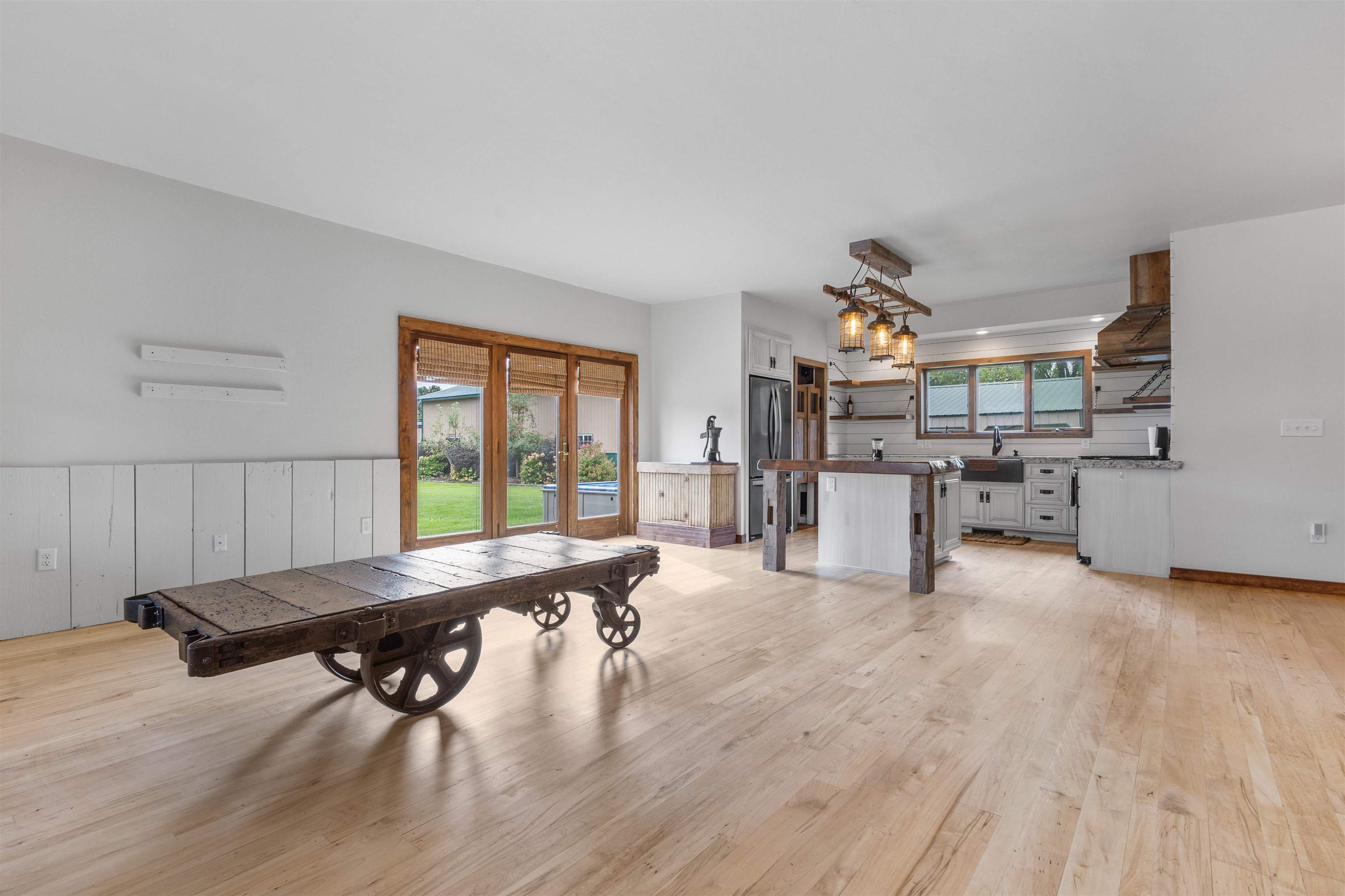 4879 County Rd A Oshkosh, WI 54901 - Photo 12 of 73 Gallery Image 12