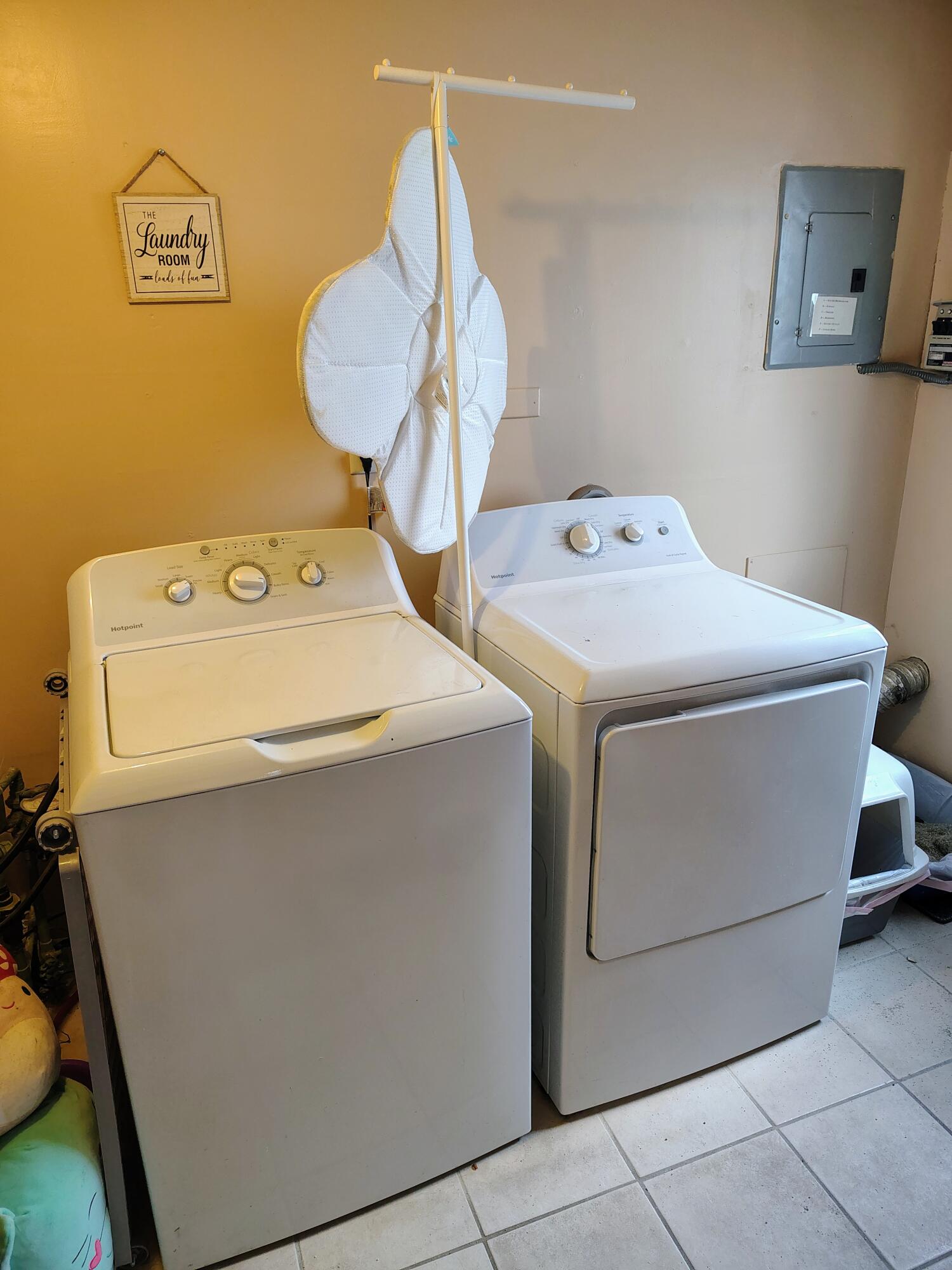 45 Jowett Street Bangor, ME 04401 - Photo 12 of 18 IMG_20260116_113715390_HDR_AE