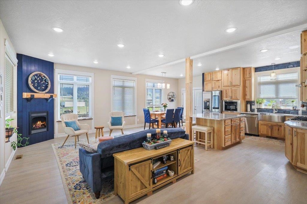 5710 East Greenbluff Road Colbert, WA 99005 - Photo 5 of 49