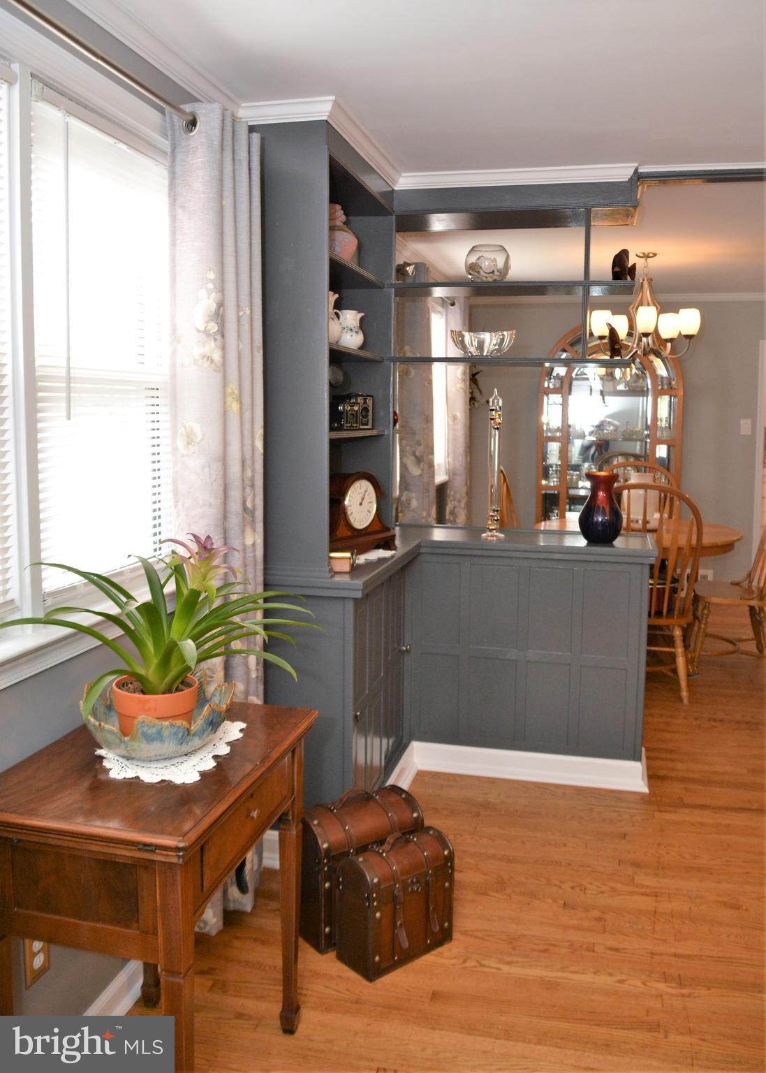 820 Haverford Road Ridley Park, PA 19078 - Photo 11 of 59 Living room