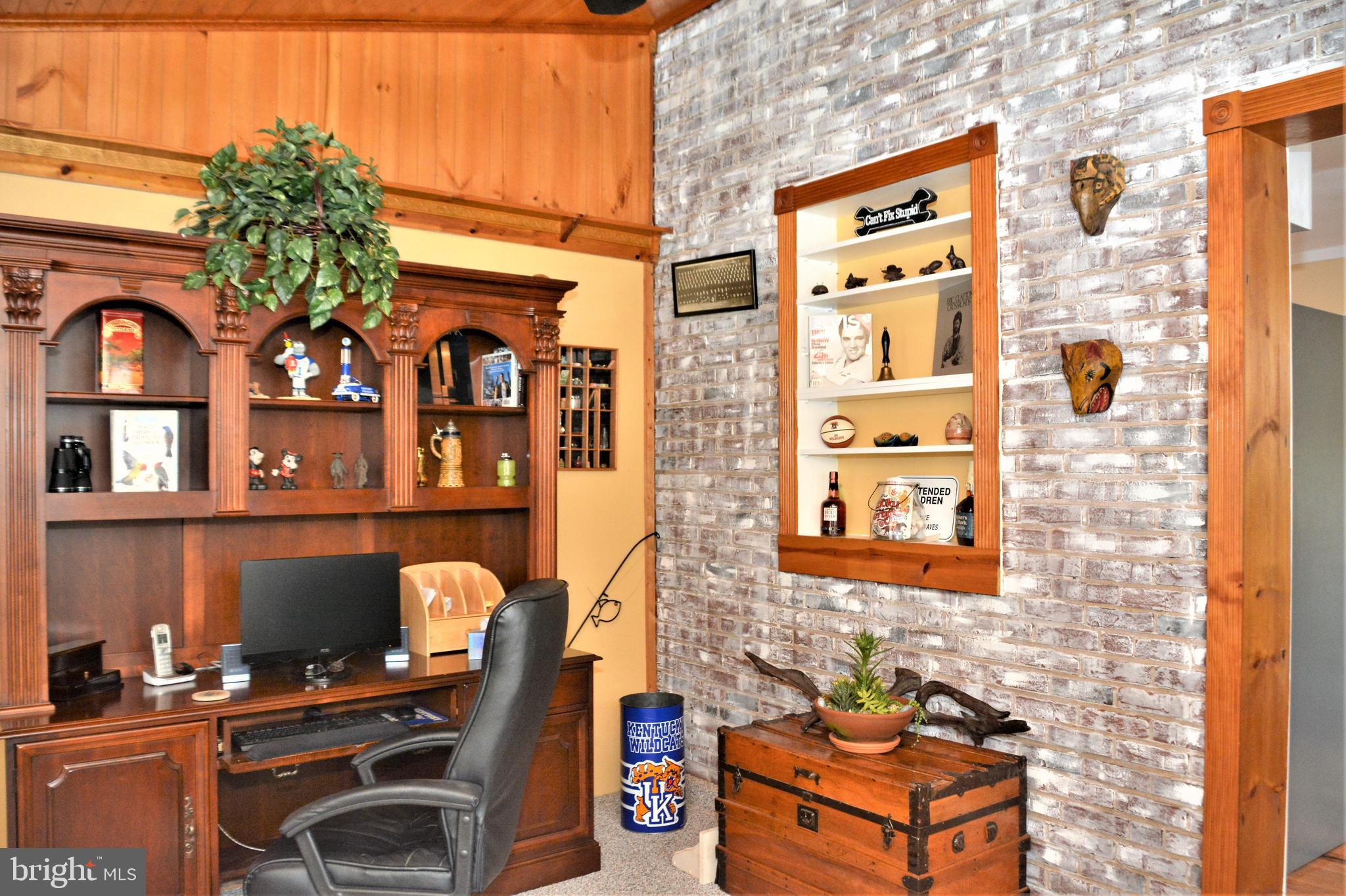820 Haverford Road Ridley Park, PA 19078 - Photo 26 of 59 Family room