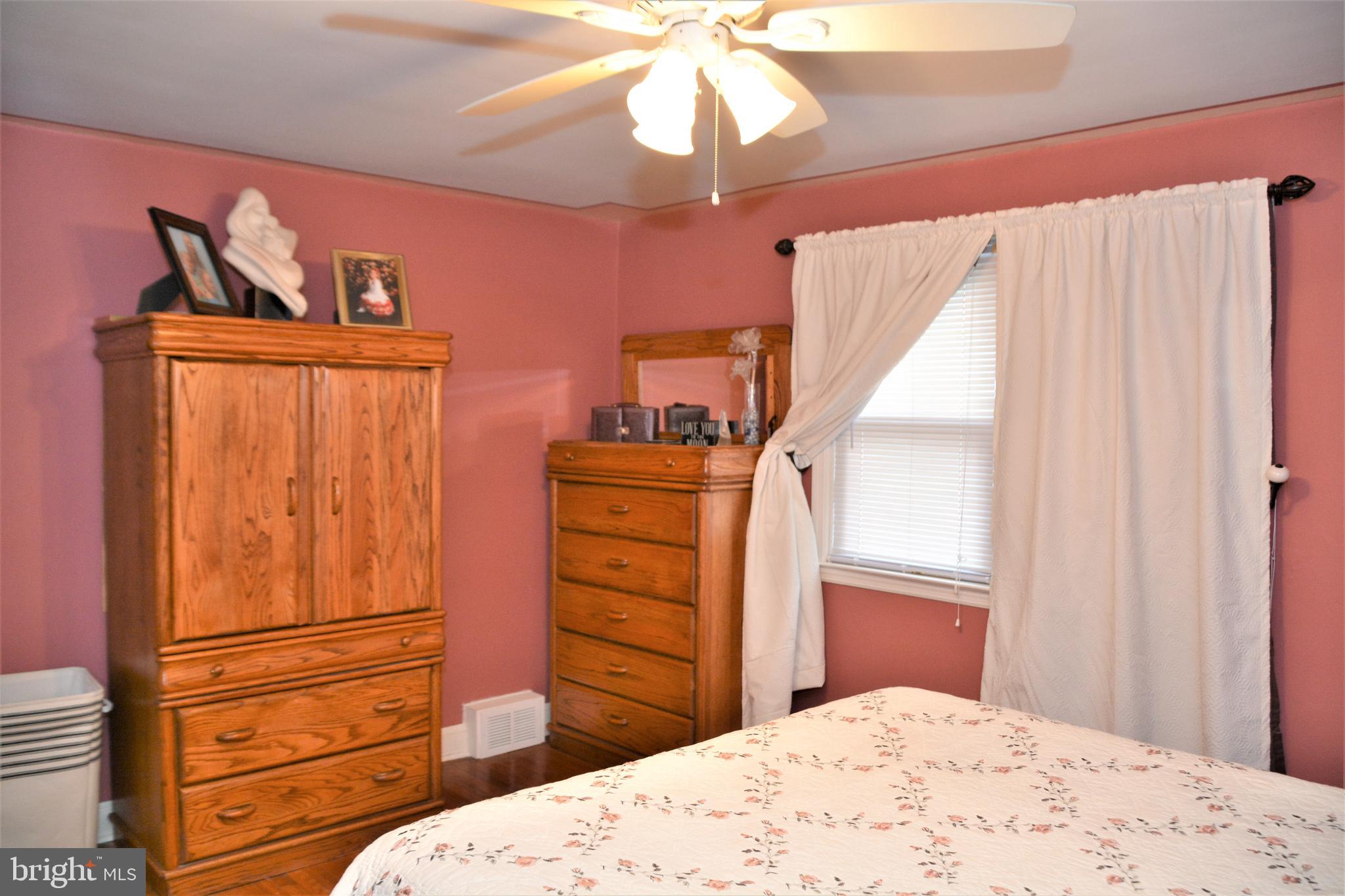820 Haverford Road Ridley Park, PA 19078 - Photo 34 of 59 Bedroom