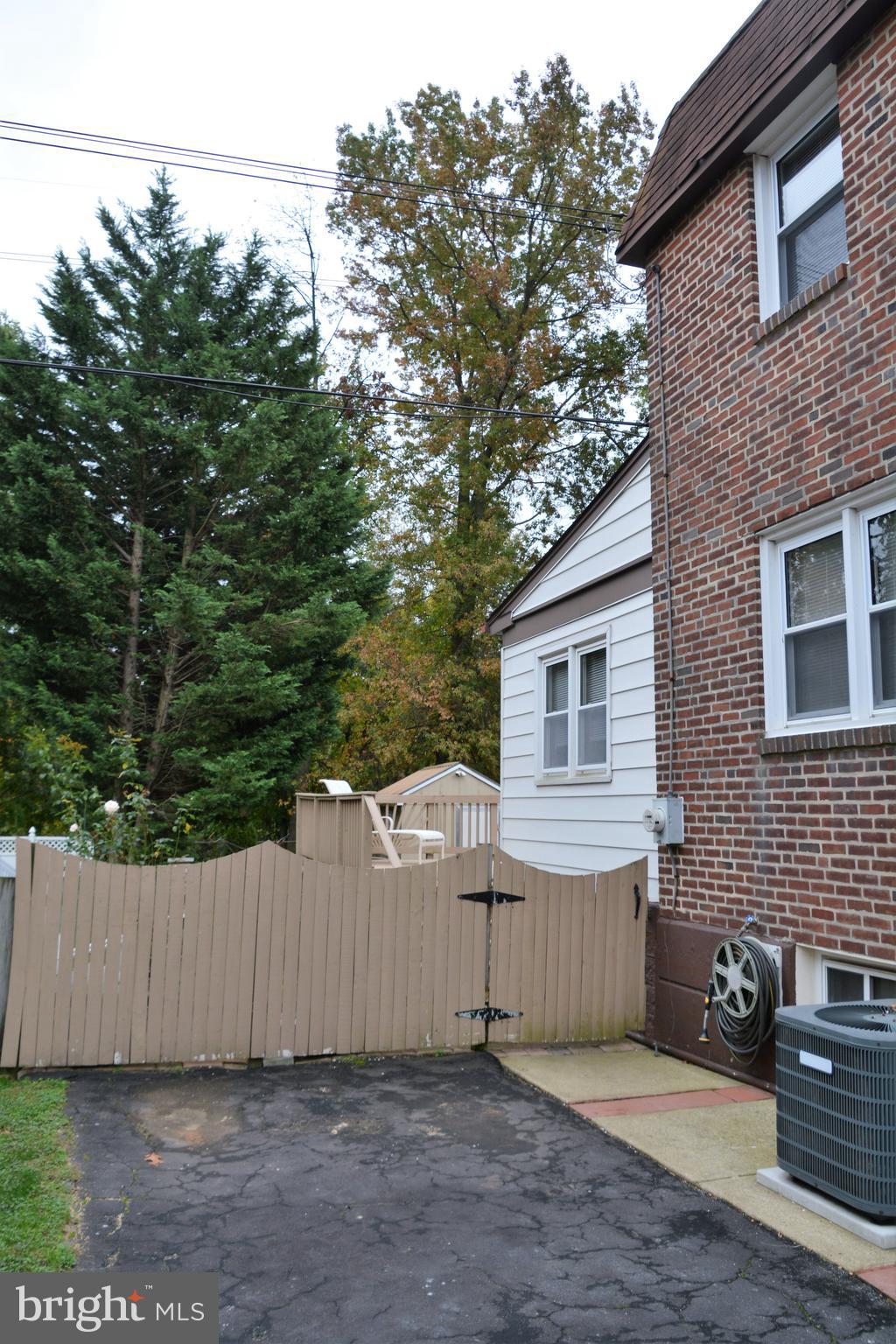 820 Haverford Road Ridley Park, PA 19078 - Photo 50 of 59 Driveway