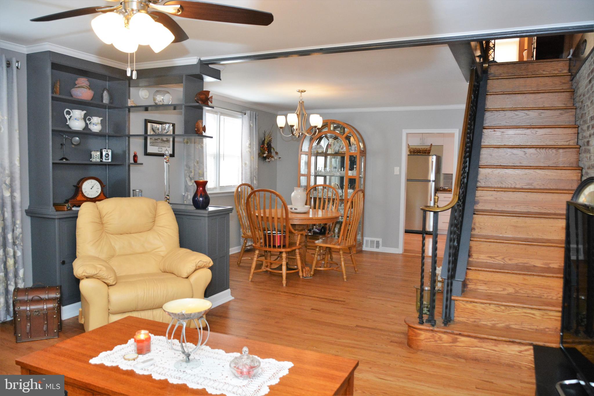 820 Haverford Road Ridley Park, PA 19078 - Photo 9 of 59 Living room