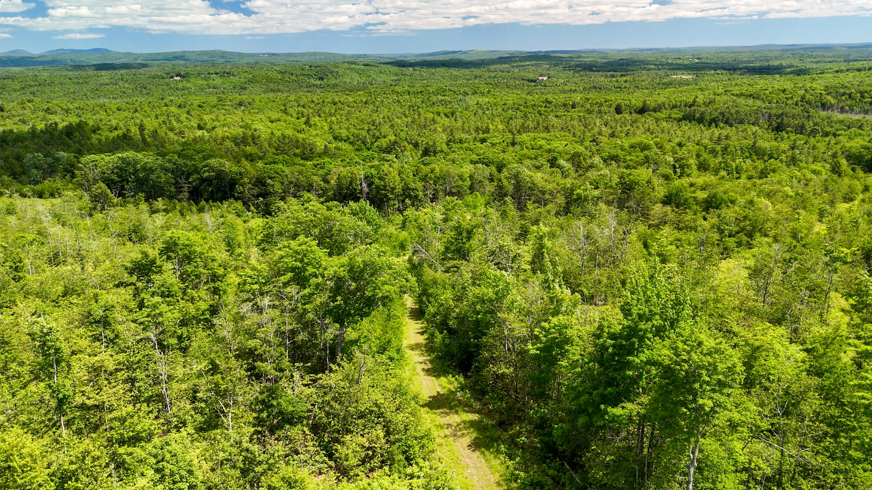 775 Old County Road Washington, ME 04574 - Photo 2 of 22 09
