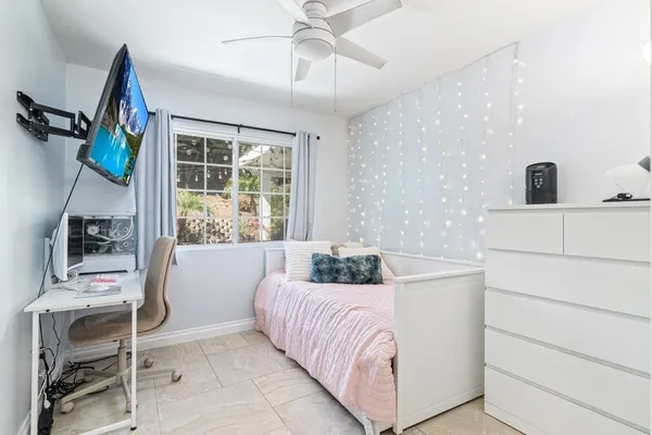 $924,000 | 403 Foussat Road, Oceanside, CA 92054