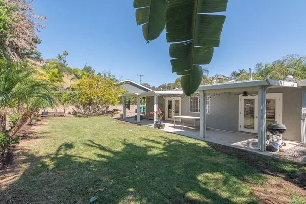 $924,000 | 403 Foussat Road, Oceanside, CA 92054