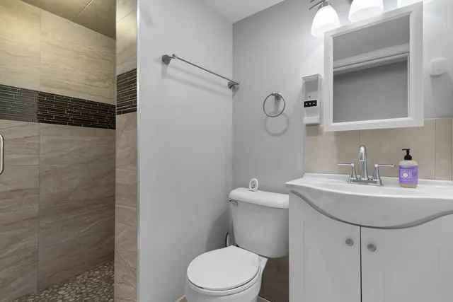 $715,000 | 2432 West Ohio Street, Chicago, IL 60612