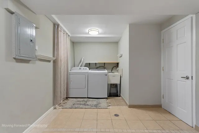 $715,000 | 2432 West Ohio Street, Chicago, IL 60612