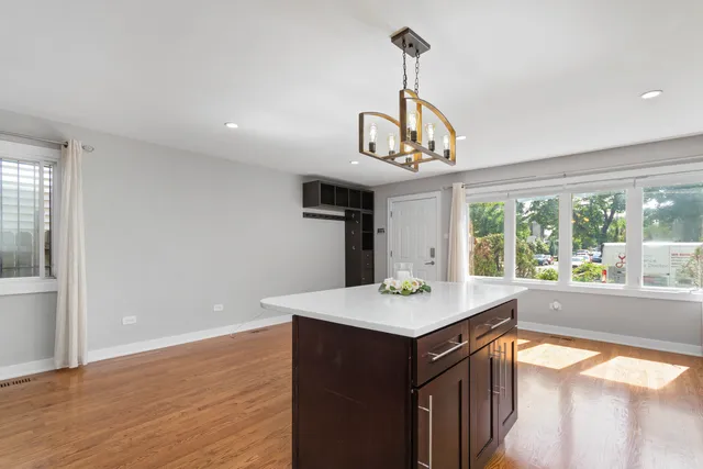 $715,000 | 2432 West Ohio Street, Chicago, IL 60612