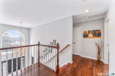 $900,000 | 32 Yogananda Street, Newtown, CT 06482