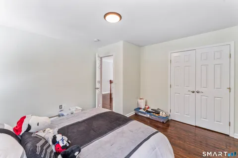 $900,000 | 32 Yogananda Street, Newtown, CT 06482