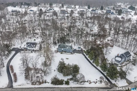 $900,000 | 32 Yogananda Street, Newtown, CT 06482