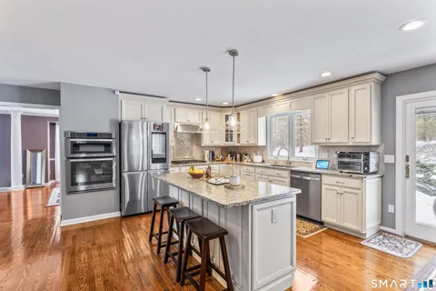 $900,000 | 32 Yogananda Street, Newtown, CT 06482