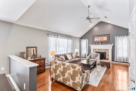 $900,000 | 32 Yogananda Street, Newtown, CT 06482