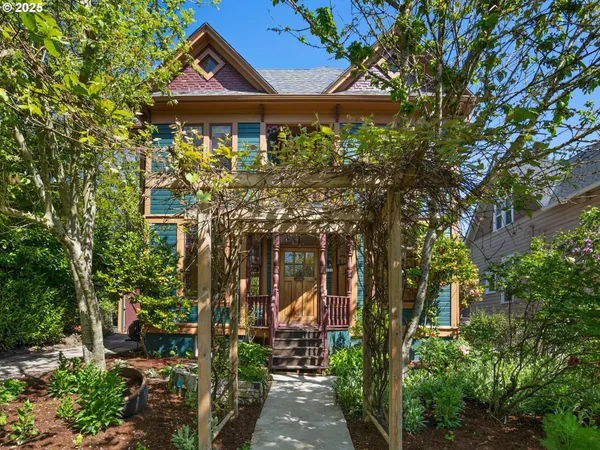 $749,000 | 131 Northeast Tillamook Street, Portland, OR 97212