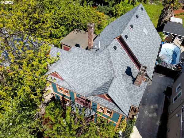 $749,000 | 131 Northeast Tillamook Street, Portland, OR 97212