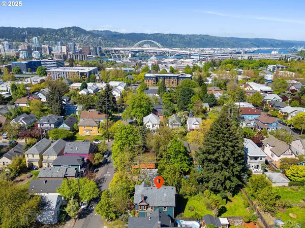 $749,000 | 131 Northeast Tillamook Street, Portland, OR 97212