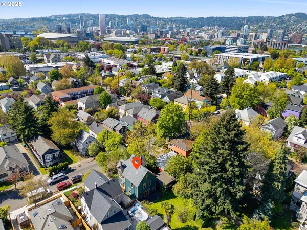 $749,000 | 131 Northeast Tillamook Street, Portland, OR 97212