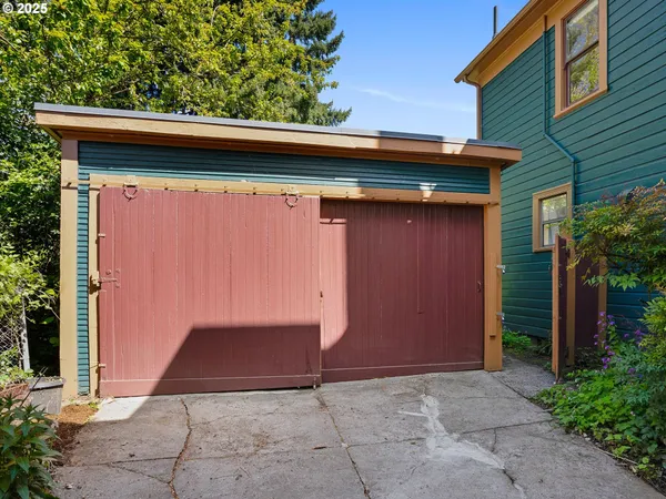 $749,000 | 131 Northeast Tillamook Street, Portland, OR 97212