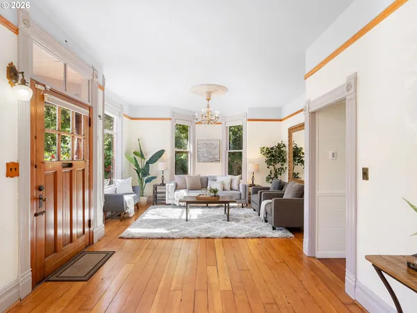 $749,000 | 131 Northeast Tillamook Street, Portland, OR 97212