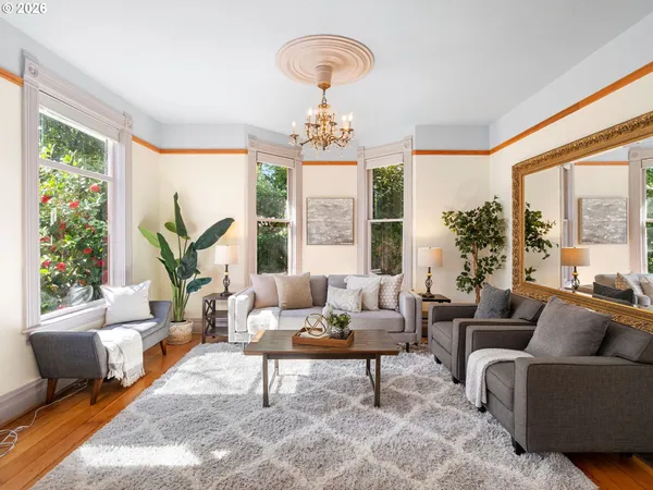 $749,000 | 131 Northeast Tillamook Street, Portland, OR 97212