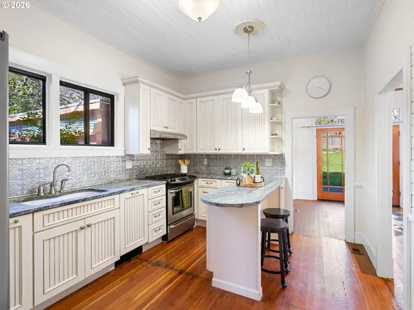 $749,000 | 131 Northeast Tillamook Street, Portland, OR 97212