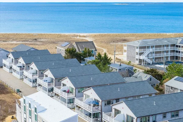 $724,900 | 945 Commercial Street, Unit 3D, Provincetown, MA 02657