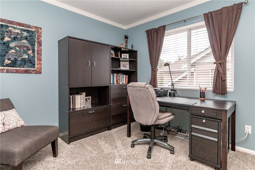 27341 Maple Ridge Way Southeast Maple Valley, WA 98038 - Photo 20 of 25