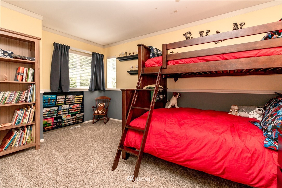 27341 Maple Ridge Way Southeast Maple Valley, WA 98038 - Photo 21 of 25