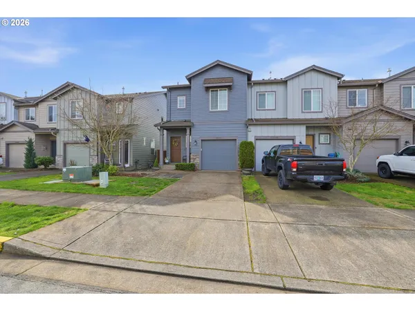 $419,900 | 15156 Southeast Shale Drive, Damascus, OR 97089