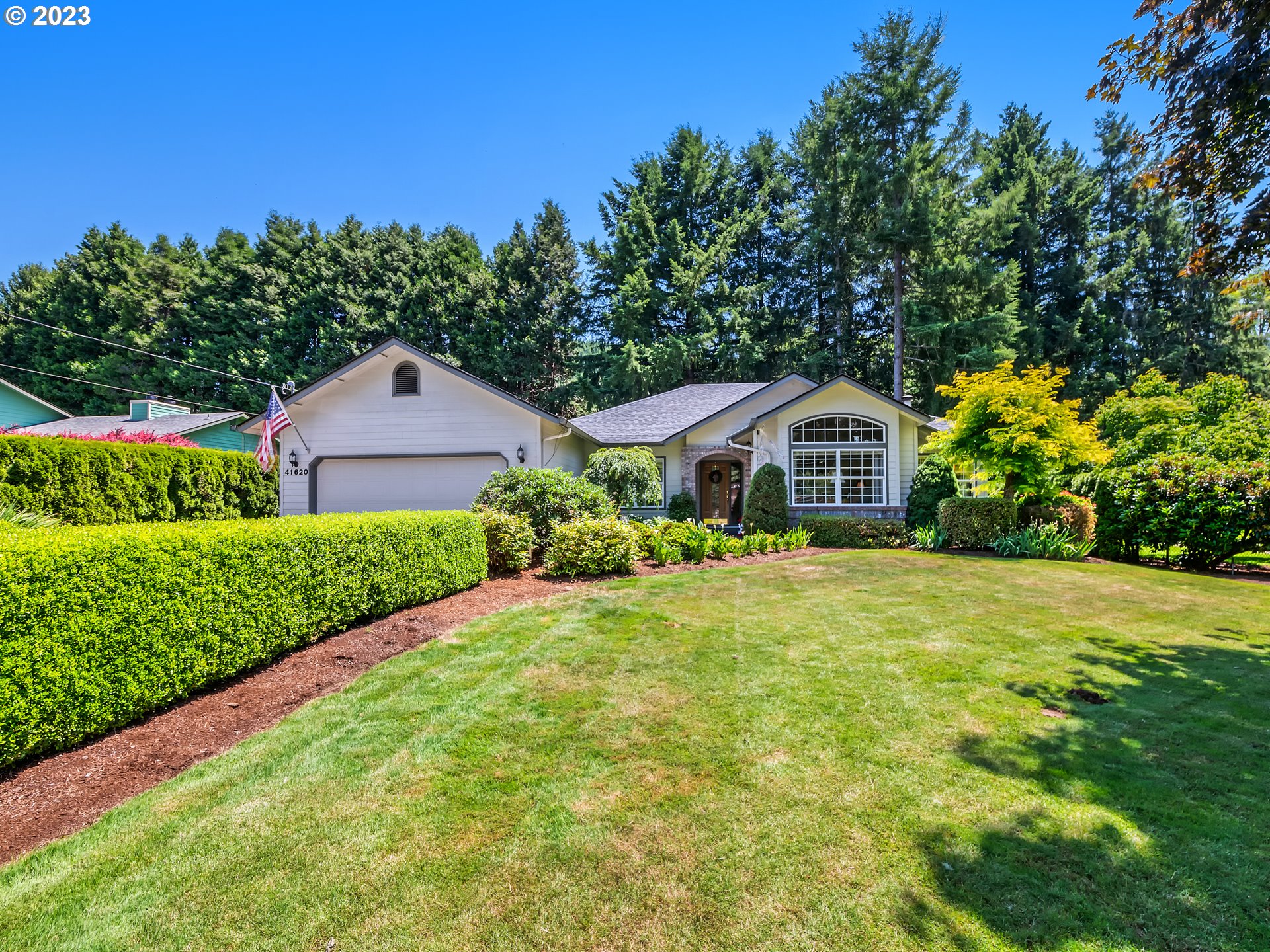 41620 Madrone Street Springfield, OR 97478 - Photo 2 of 48 Yard