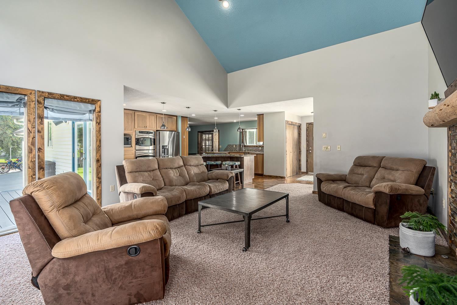 17818 North Larry Lane Colbert, WA 99005 - Photo 5 of 44 Gallery Image 5