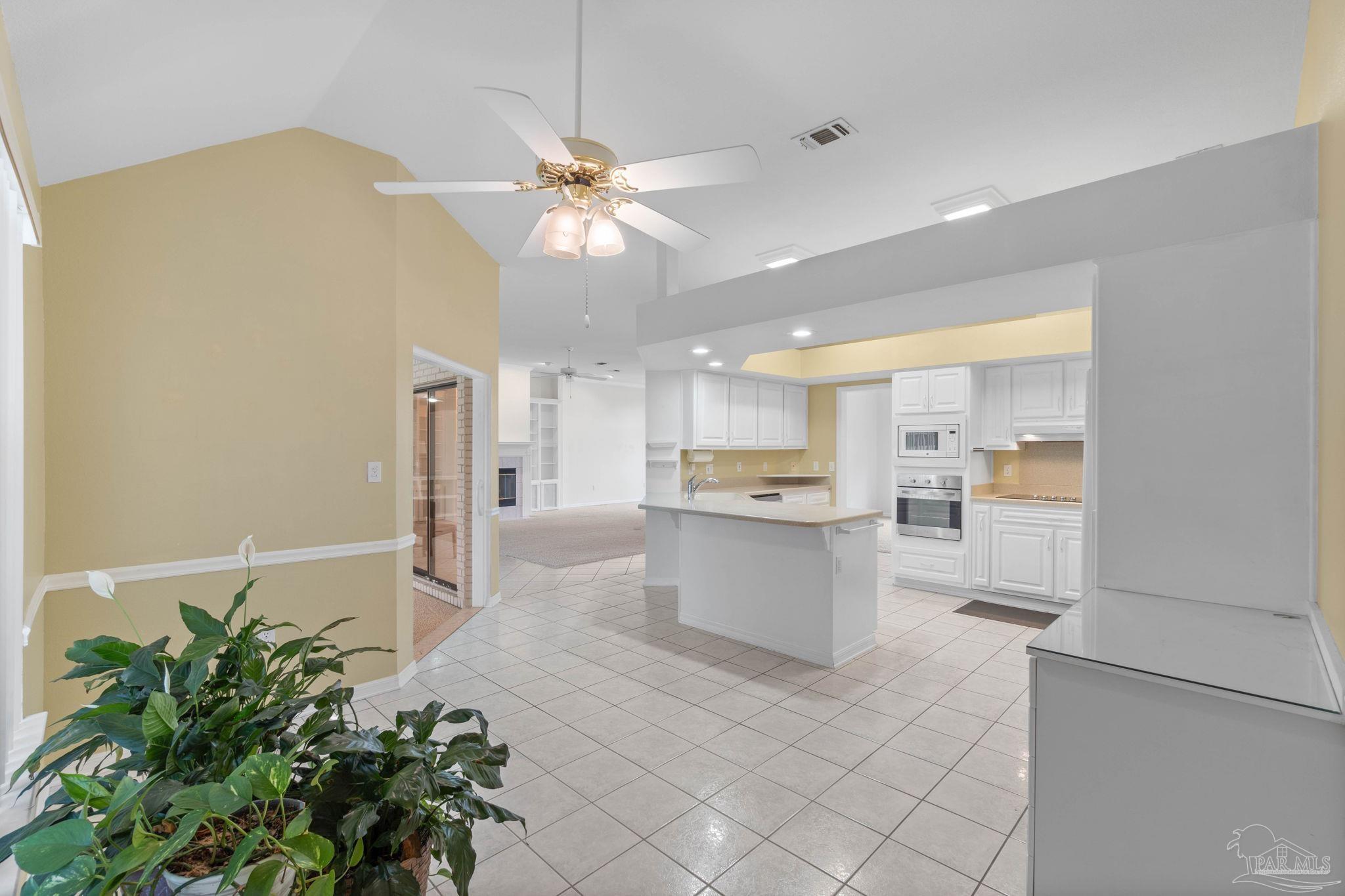 2640 Masters Boulevard Navarre, FL 32566 - Photo 11 of 40