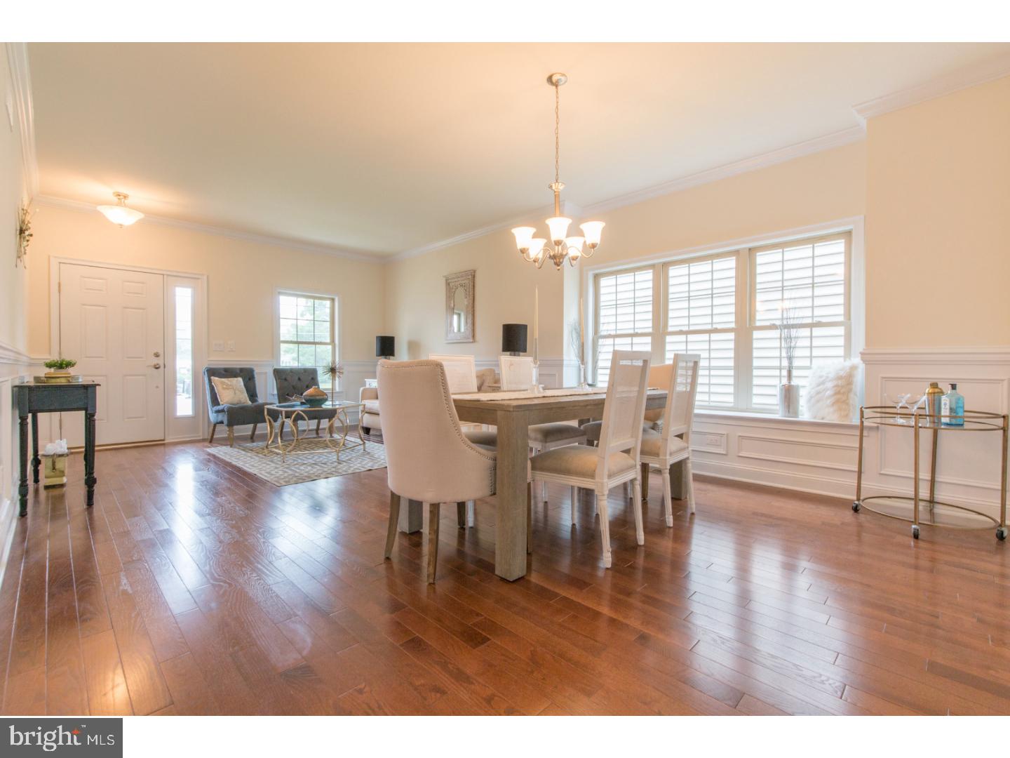 13107 Worthington Road Philadelphia, PA 19116 - Photo 5 of 25 Dining Room