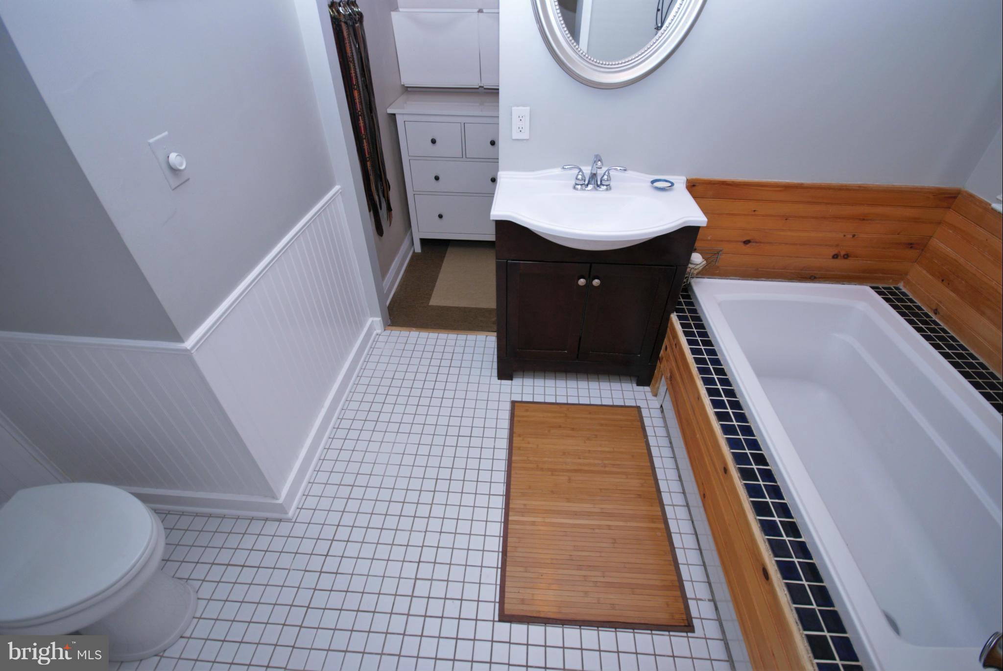 7045 Concord Road Pikesville, MD 21208 - Photo 16 of 24 Bath (Master)