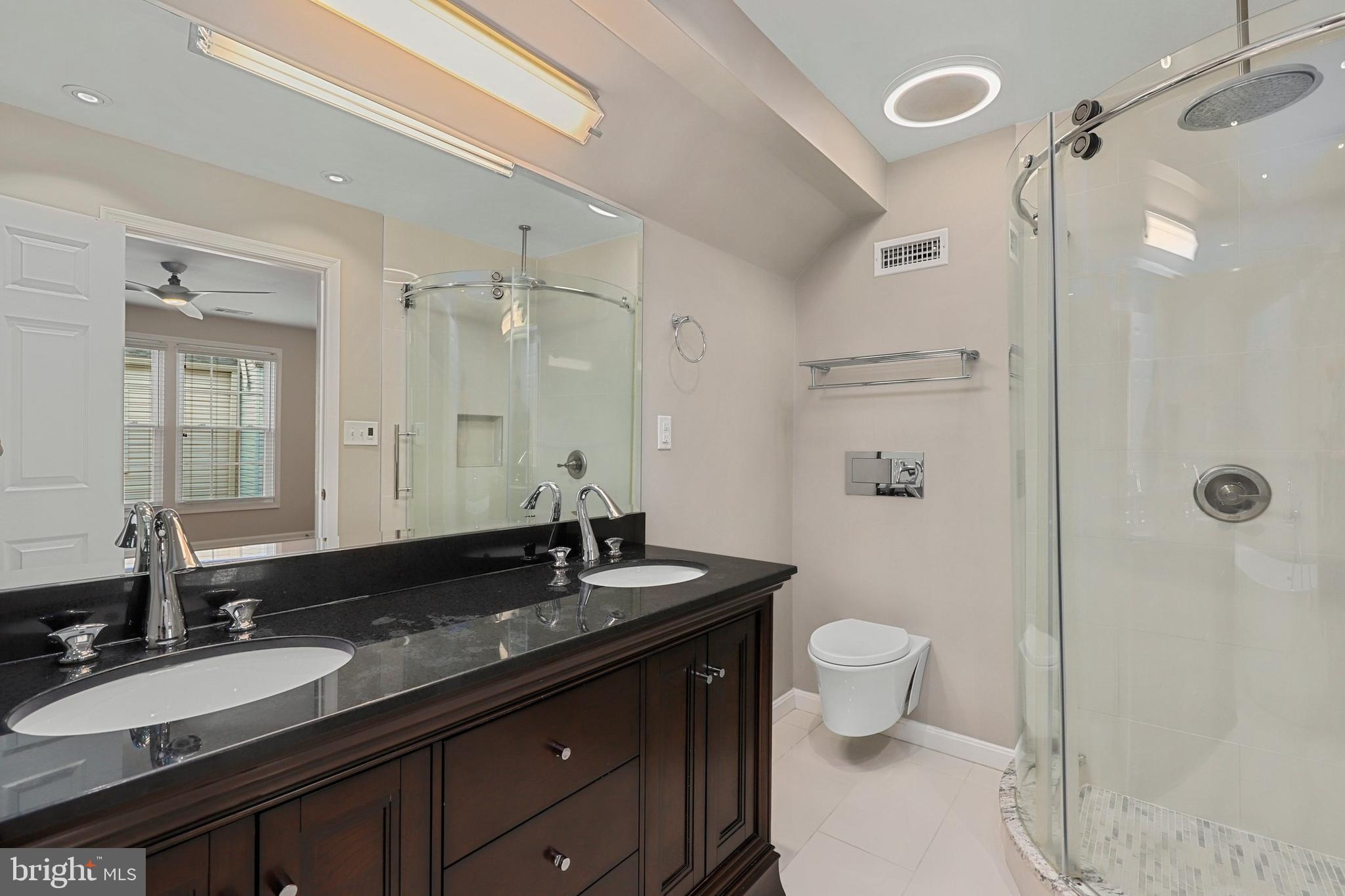 2177 Shirlington Road Arlington, VA 22204 - Photo 23 of 30