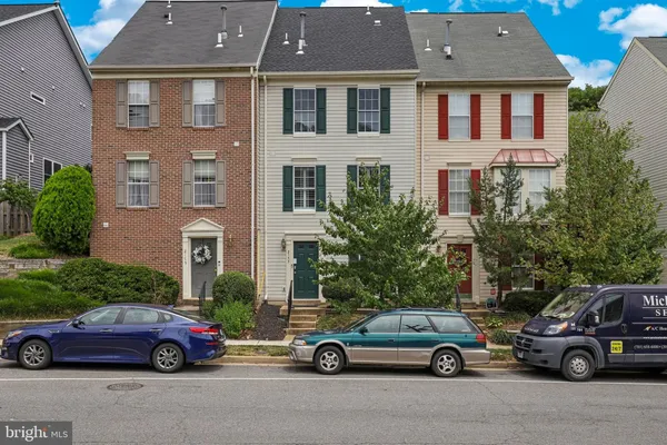 $3,500 | 2177 Shirlington Road, Arlington, VA 22204