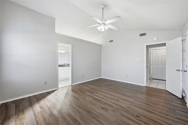 $2,250 | 6421 Fairview Drive, Watauga, TX 76148