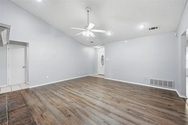 $2,250 | 6421 Fairview Drive, Watauga, TX 76148