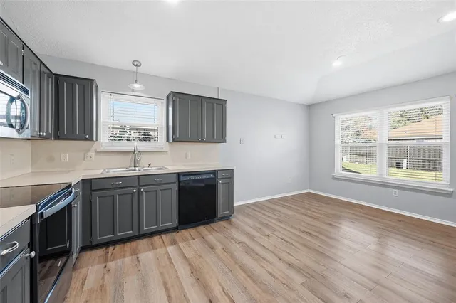 $2,250 | 6421 Fairview Drive, Watauga, TX 76148